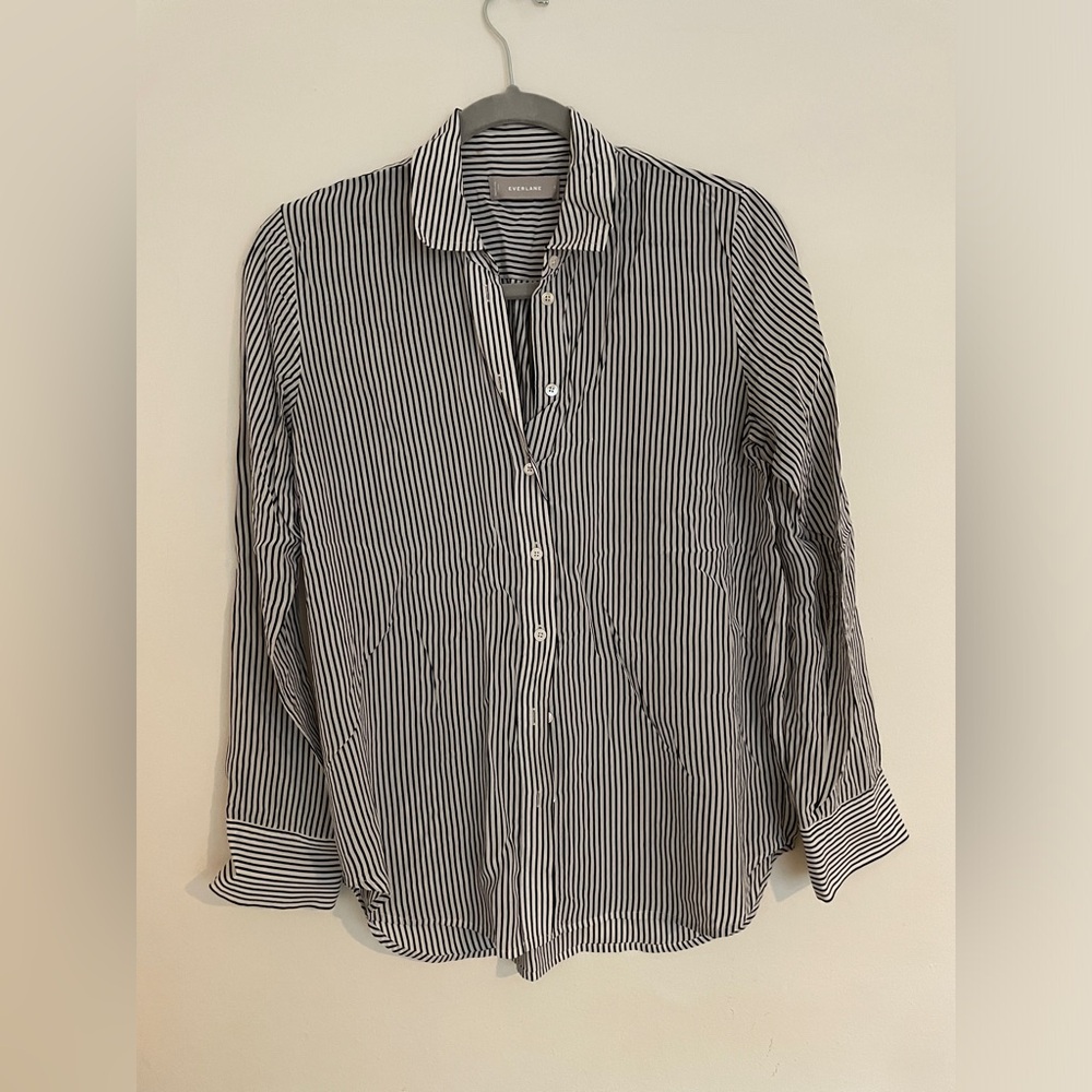 Everlane silk shirt size 0 black and white stripe